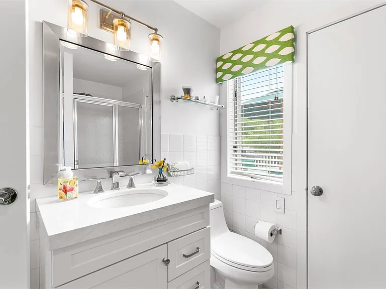 9 Watersedge Ct — Photo 9