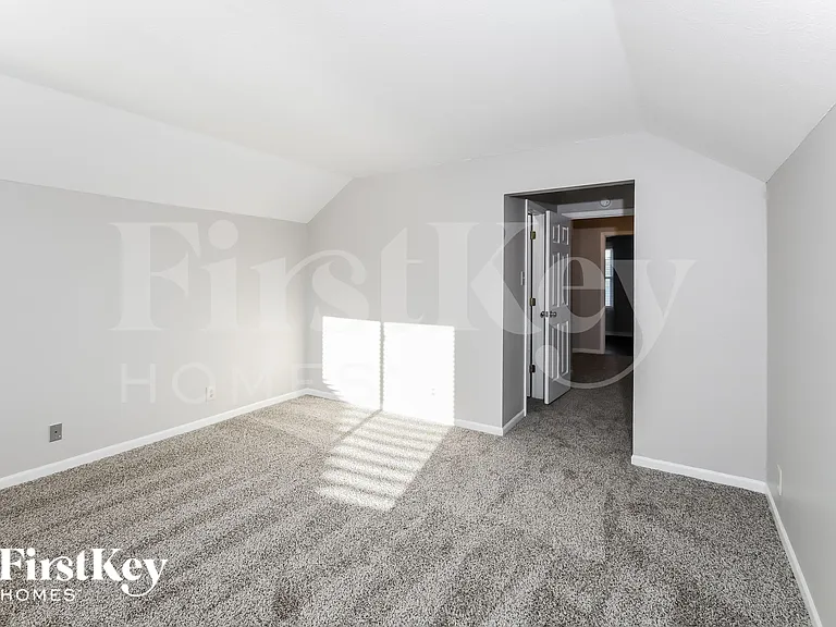 7827 Red Sunset Way — Photo 9