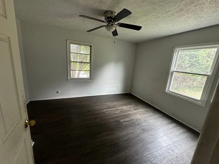 1004 Fallston Rd — Photo 30