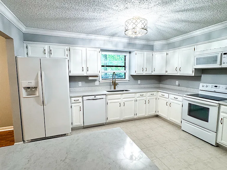 248 Timberlane Rd — Photo 8
