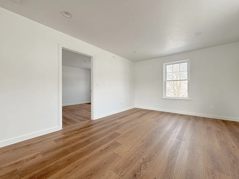 505 Main St #5 — Photo 7