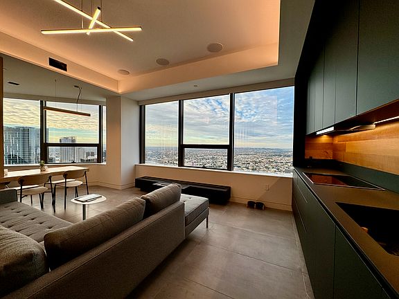 2nd image of 1100 Wilshire Blvd APT 3609