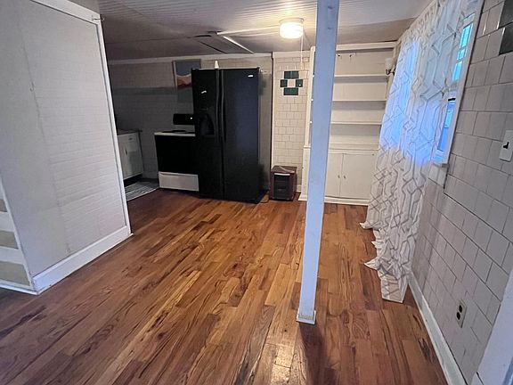 3rd image of 711 N Church St APT C