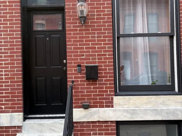 8 N Decker Ave, Baltimore, MD 21224