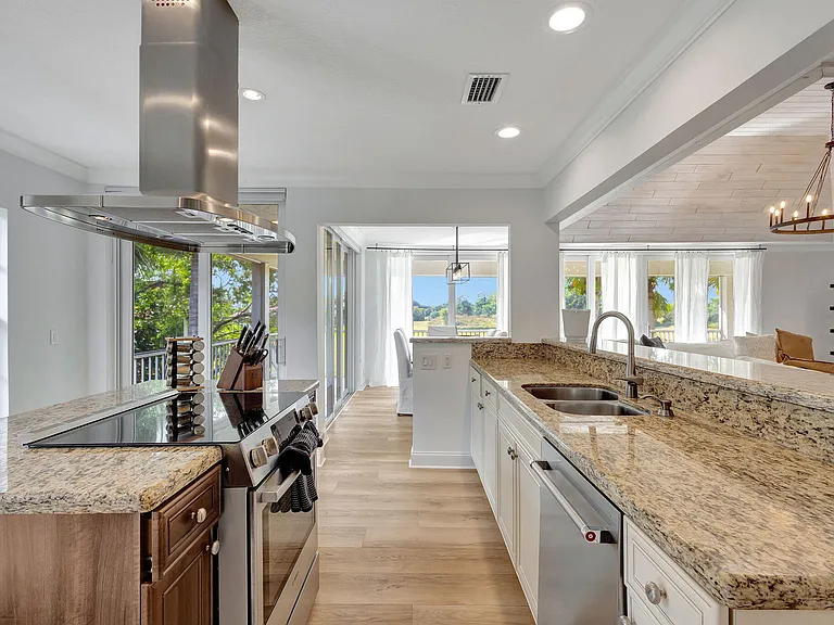 11839 Pebblewood Dr — Photo 20