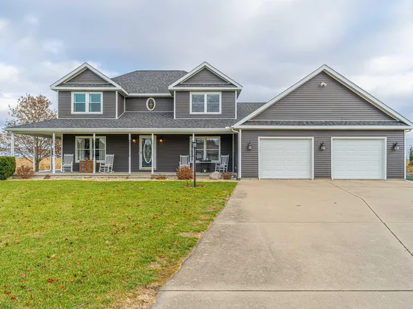 21 Prairie Ln, Mount Pulaski, IL 62548