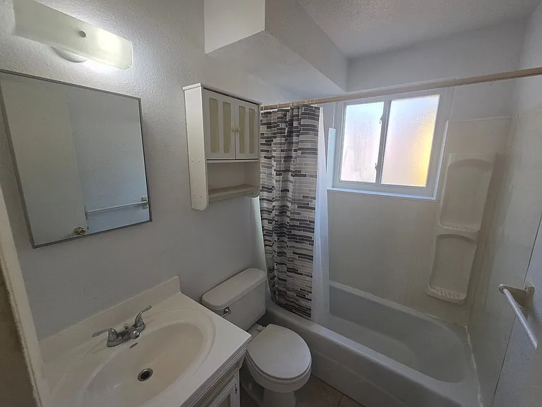 1447 Nokomis Dr #2 — Photo 14