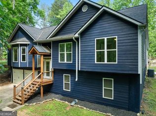 7095 Cogburn Rd, Cumming, GA 30028