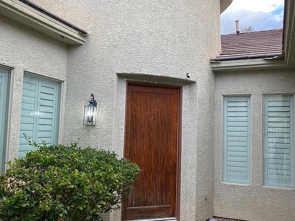 3rd image of 4951 Danube Ave