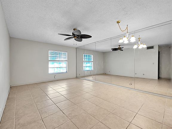3rd image of 6700 NE 22nd Way #2227