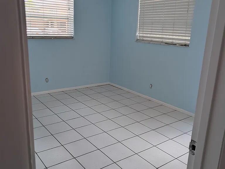123 SW 19th Ave #123 — Photo 13