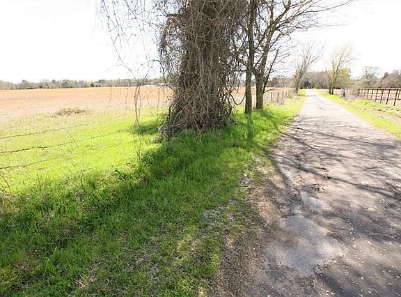 3rd image of 000A Vz County Road 1317