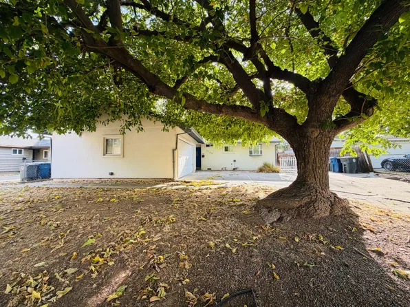 2709 Los Amigos Dr, Rancho Cordova, CA 95670