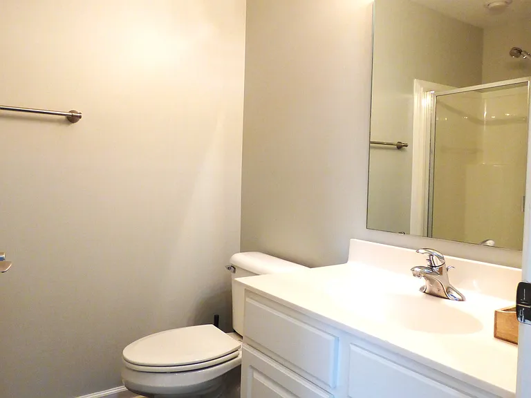 5677 Trammel Ct — Photo 11