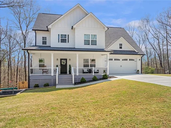 5234 Laurel Ln, Gainesville, GA 30506