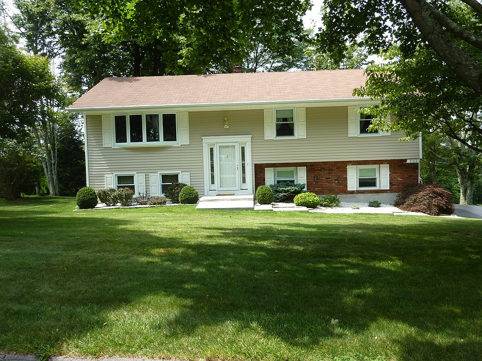 1st image of 3159 Court St