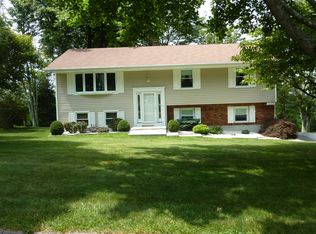 3159 Court St, Yorktown Heights, NY 10598