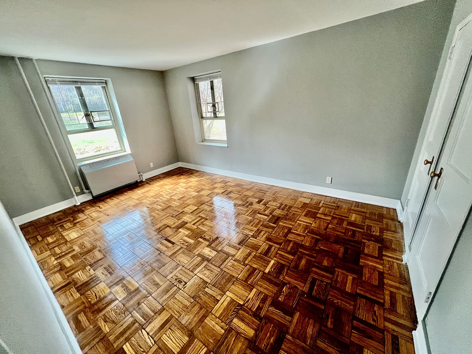 1 bed, 850 sqft, $2,349 — Photo 2