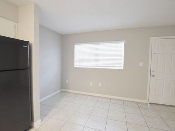 5th image of 900 E Airport Blvd #41