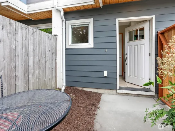 516 B N 46th Street, Seattle, WA 98103