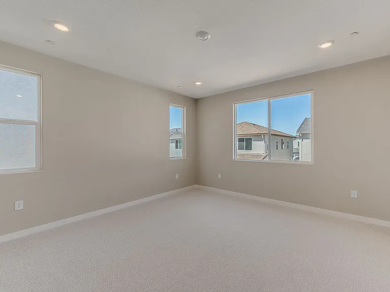8326 Mincey Way — Photo 16