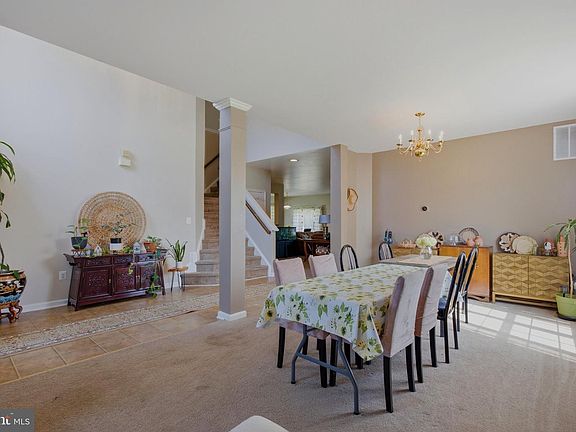 5th image of 46115 Saltmarsh Ct