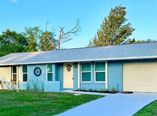 1040 Inverness St, Pt Charlotte, FL 33952