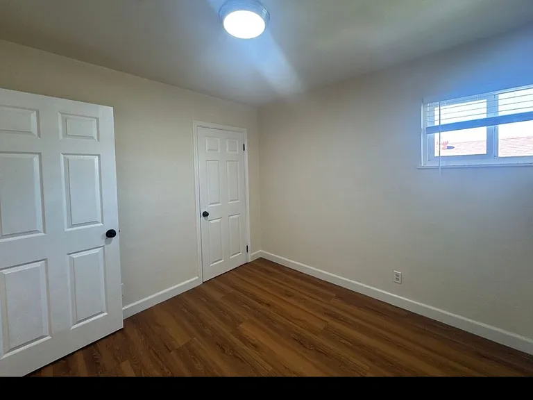 3141 38th Ave #2 — Photo 5