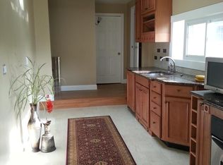 2063 Woodford Rd #1, Vienna, VA 22182