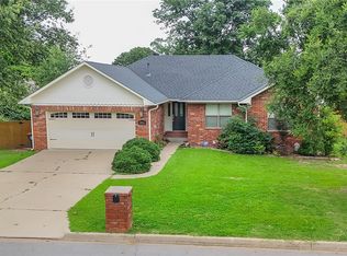 1016 Whippoorwill Ln, Russellville, AR 72801