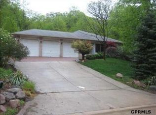 9925 N 31st St, Omaha, NE 68112