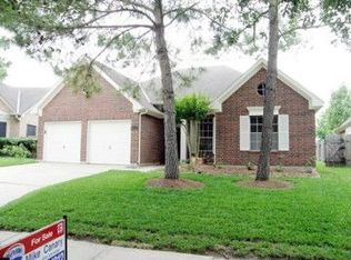 1415 Basswood Springs Ct, Houston, TX 77062