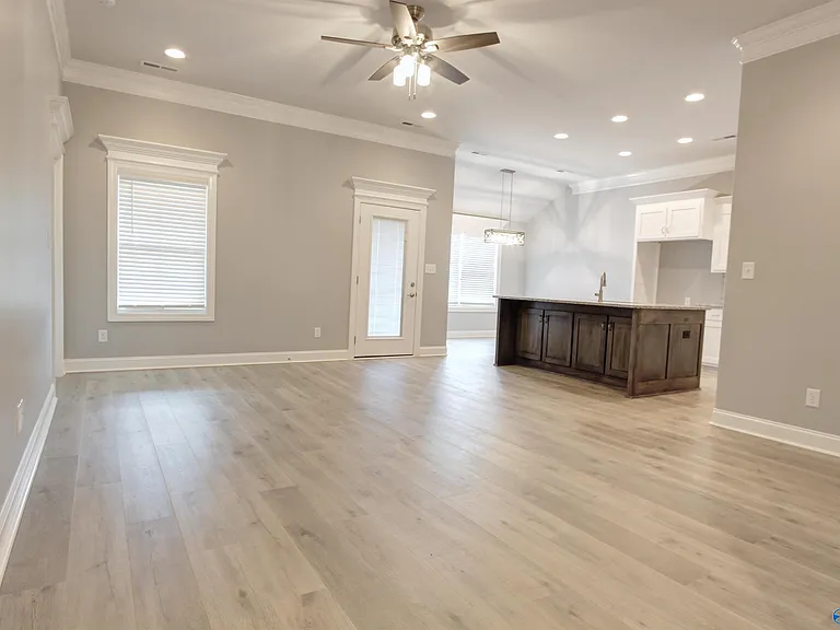 26470 Naomi Way — Photo 2