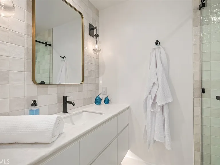 24242 Santa Clara Ave #16 — Photo 14