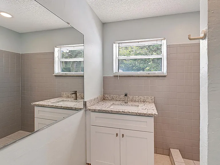 4343 Webber St — Photo 11
