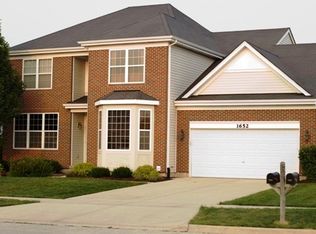 1652 Brower Pl, Sycamore, IL 60178
