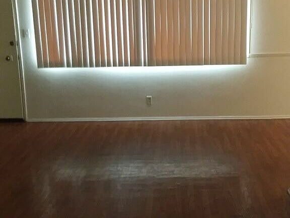 3rd image of 6060 Cadillac Ave APT 1