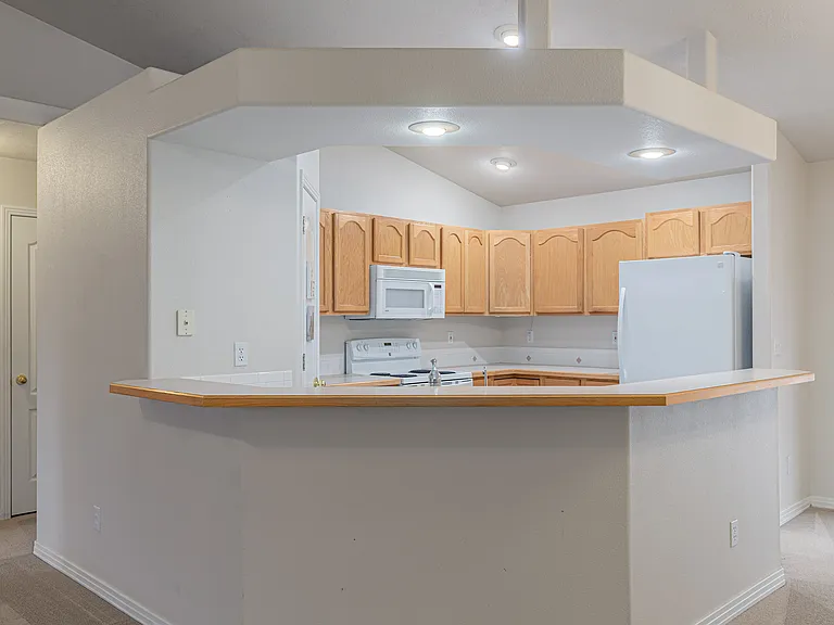 2182 E Clarene St — Photo 8