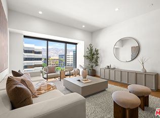 388 E Cordova St #705, Pasadena, CA 91101