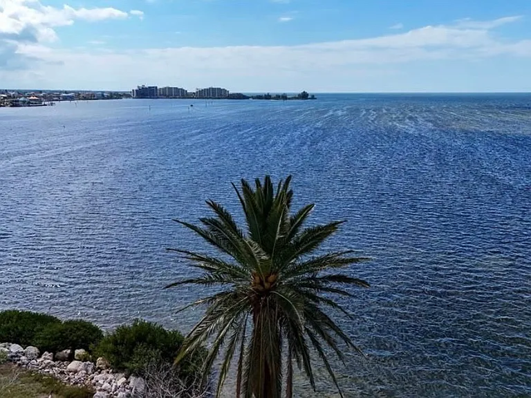 6417 Driftwood Dr — Photo 18