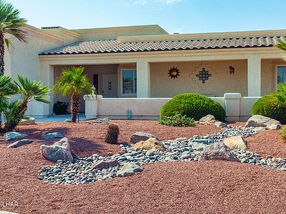 2nd image of 4060 Tropic Blvd
