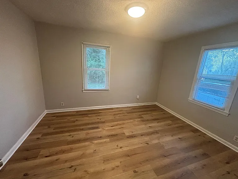 3740 Hillside Ave — Photo 12