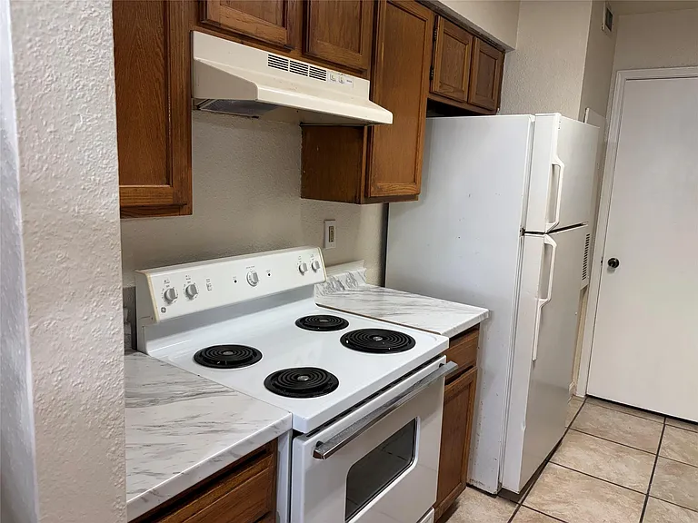9700 Leawood Blvd #1113 — Photo 3