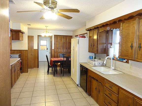 4th image of 1471 County Road 1038