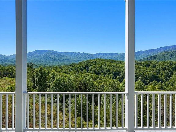 2nd image of 270 Sonshine Ridge Rd