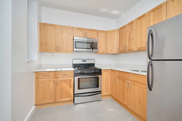 Rented by Bohemia Realty Group | media 4