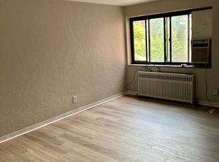 Sutton Place, Pittsburgh, PA 15206