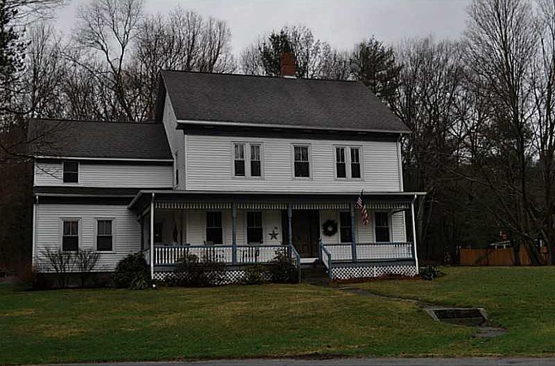 240 Old Wallum Lake Rd, Pascoag, RI 02859 Zillow