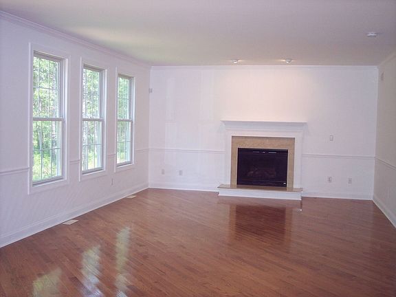18' x 16' Family Room