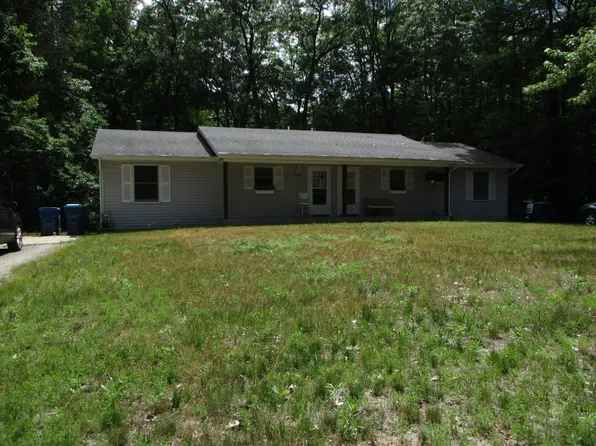 16488 Taft Rd, Spring Lake, MI 49456